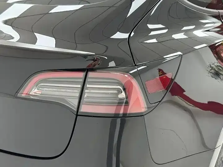 Model 3 2022 Performance high-performance all-wheel drive 13