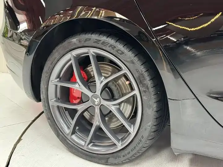 Model 3 2022 Performance high-performance all-wheel drive 15