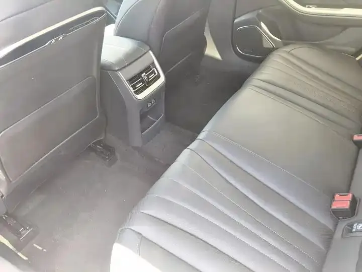 HongQi H5 2025 1.5T DCT Flag Yue Edition 9