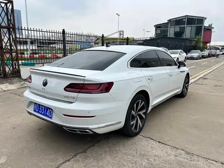 FAW-Volkswagen CC 2023 330TSI Glare Edition 12