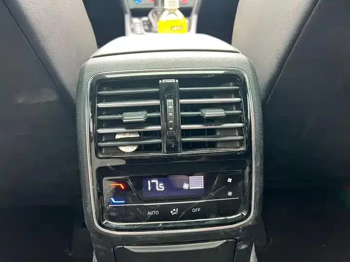 FAW-Volkswagen CC 2023 330TSI Glare Edition 9