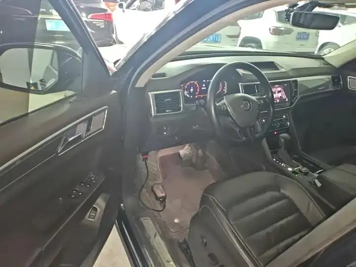 Tuang 2020 model changed to 380TSI four-wheel drive deluxe edition 12