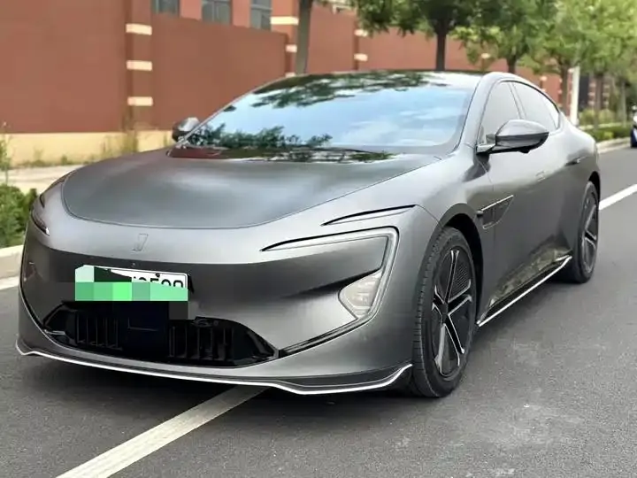 Открыть галерею: Avatr 12 2024 650 three-laser four-wheel drive performance version