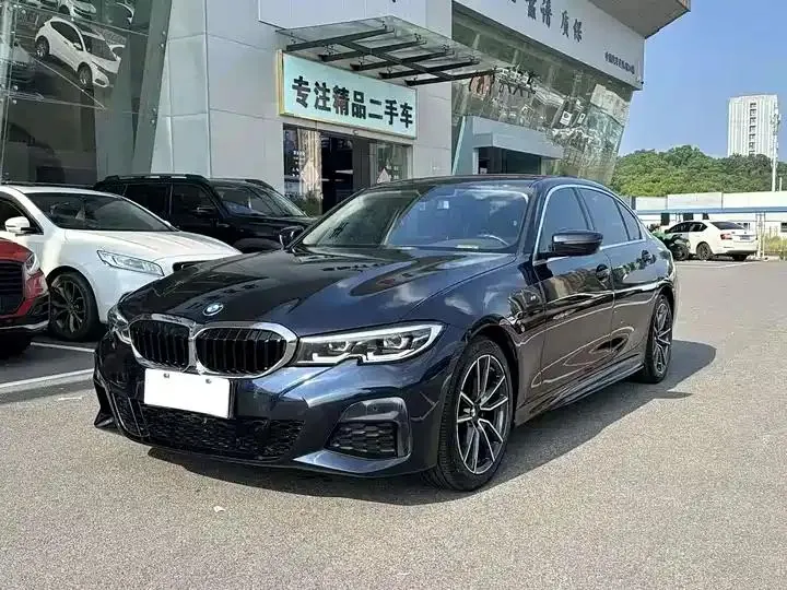 BMW 3 Series 2021 320Li M Sports Suit - View 1