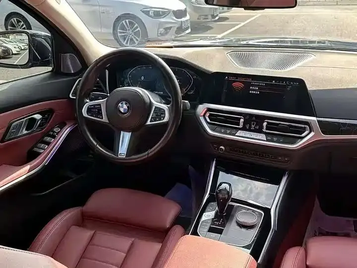 BMW 3 Series 2021 320Li M Sports Suit 6