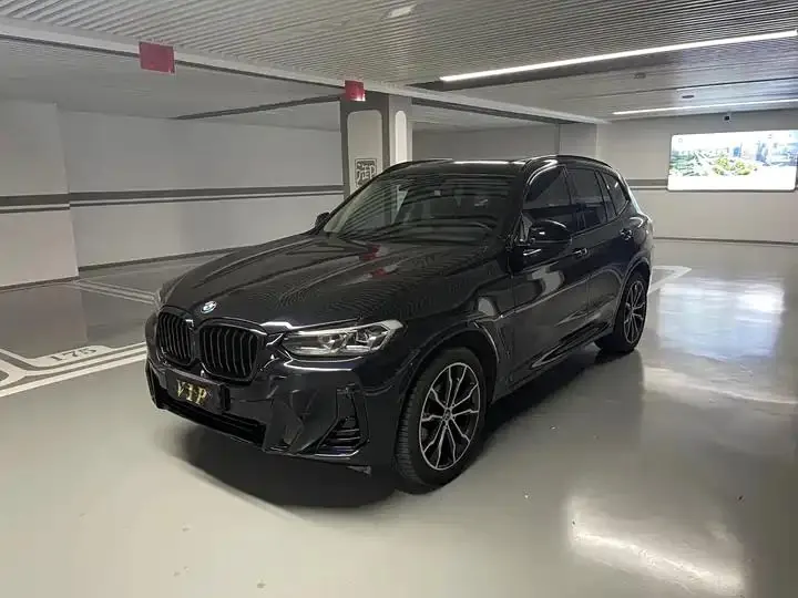 BMW X3 2023 xDrive30i Leading M Obsidian Night Suit - View 1