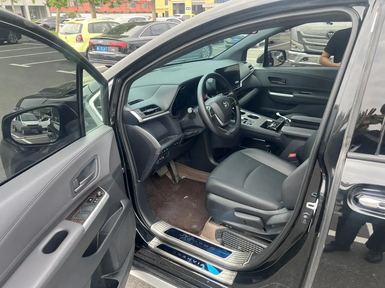 Toyota 2026 Grevia HYBRID 2.5 Stepless Comfort Edition Automatic Transmission 7
