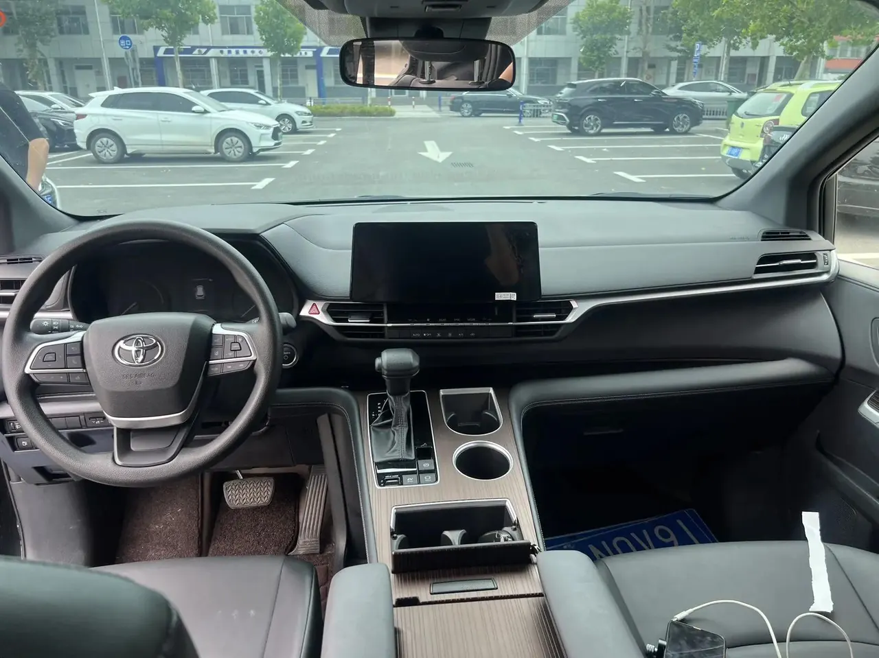 Toyota 2026 Grevia HYBRID 2.5 Stepless Comfort Edition Automatic Transmission 9