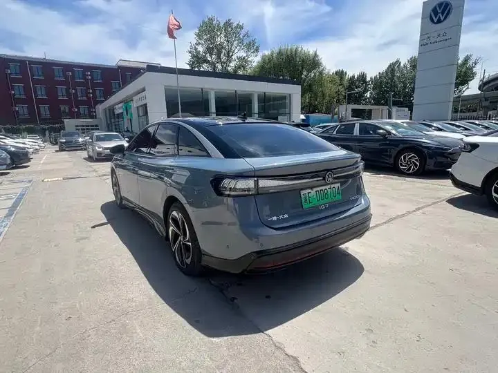 Volkswagen ID. 7 VIZZION 2024 PRIME 8