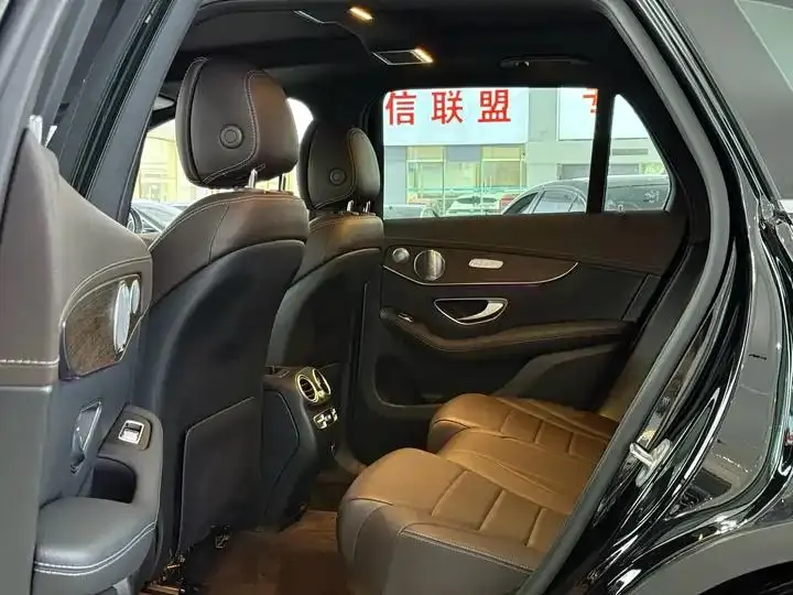 Mercedes Benz GLC 2021 model, GLC 300 L 4MATIC Sport version 7