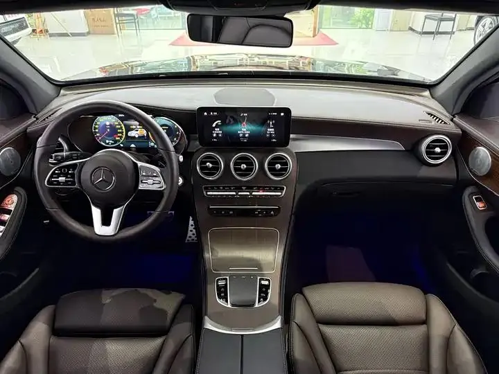 Mercedes Benz GLC 2021 model, GLC 300 L 4MATIC Sport version 8