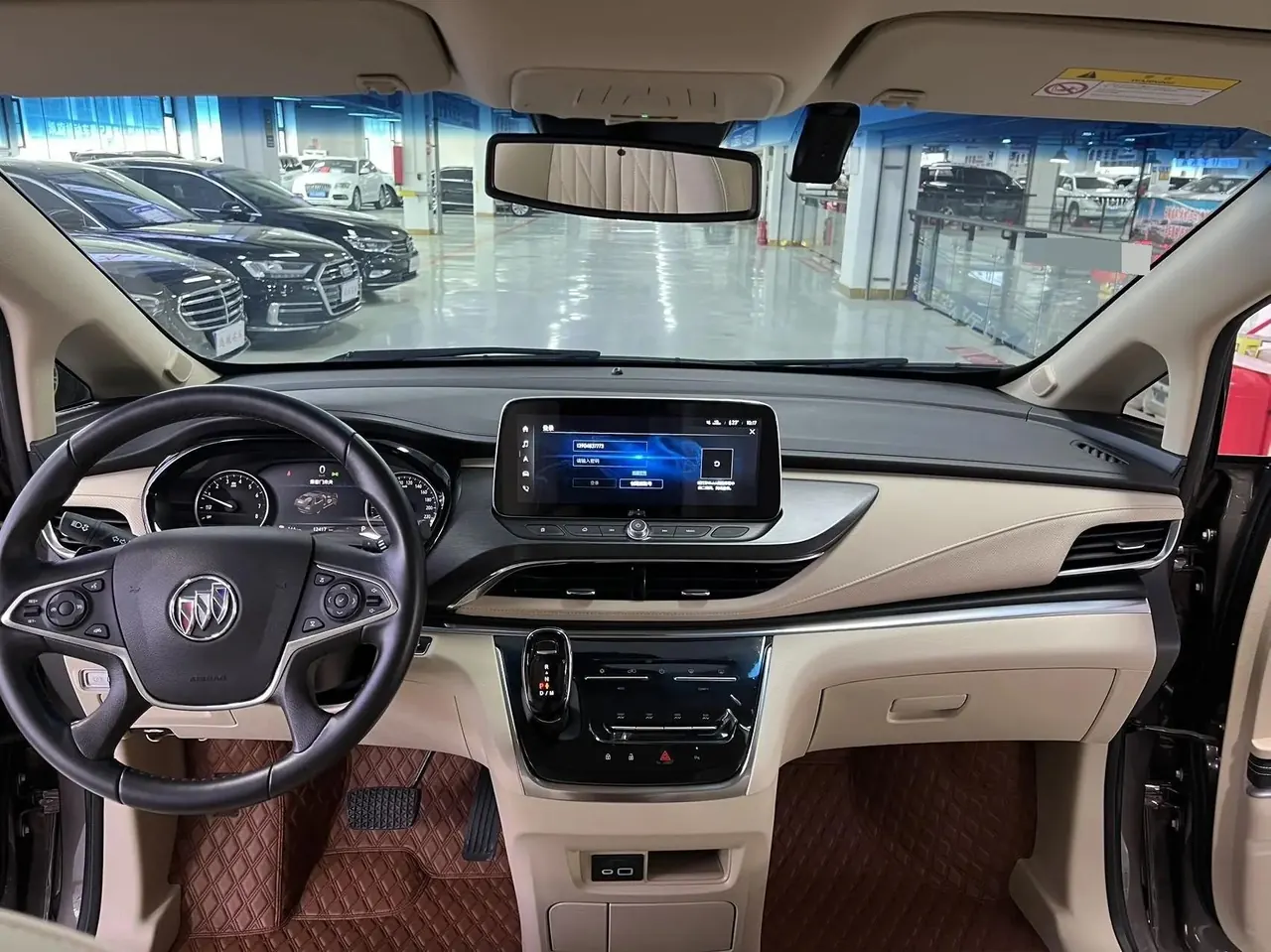 Buick GL8 2023 Land Business Class 652T Luxury Model 9