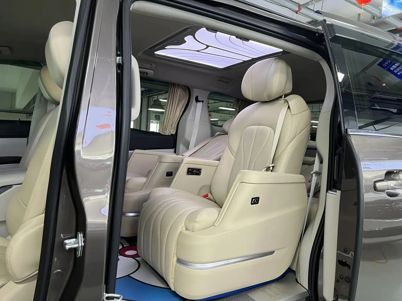 Buick GL8 2023 Model Land Business Class 652T Smart Enjoyment Version 15