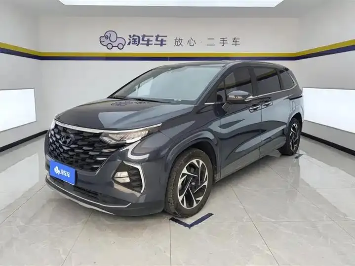 Custin 2021 270TGDi Prestige LUX - View 1