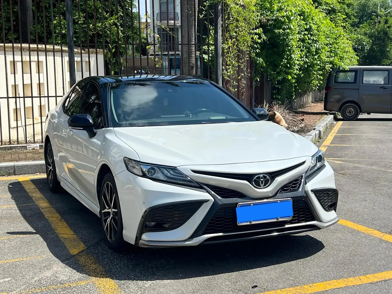 Camry 2022 2.0S Knight Edition 3