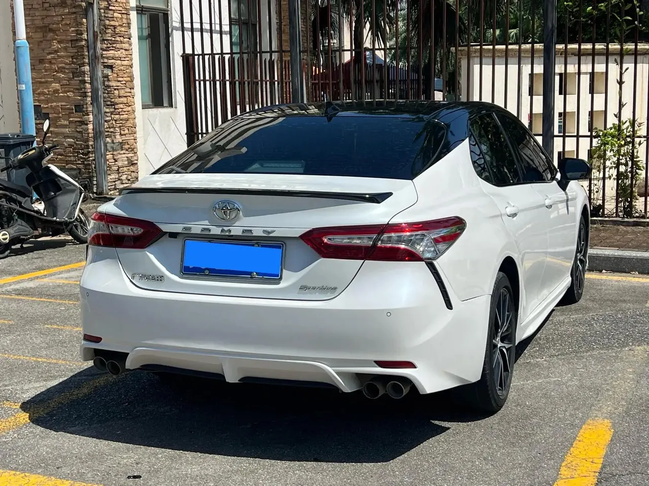 Camry 2022 2.0S Knight Edition 7