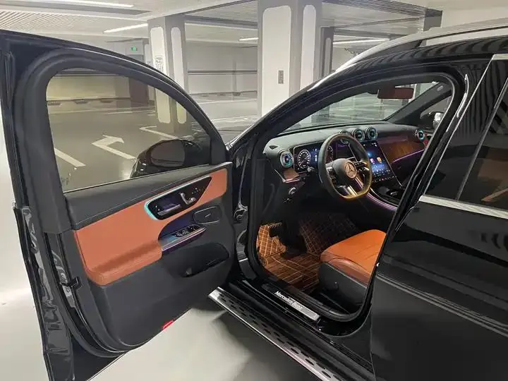 Mercedes Benz GLC 2025 GLC 300 L 4MATIC Dynamic 5-seat 8