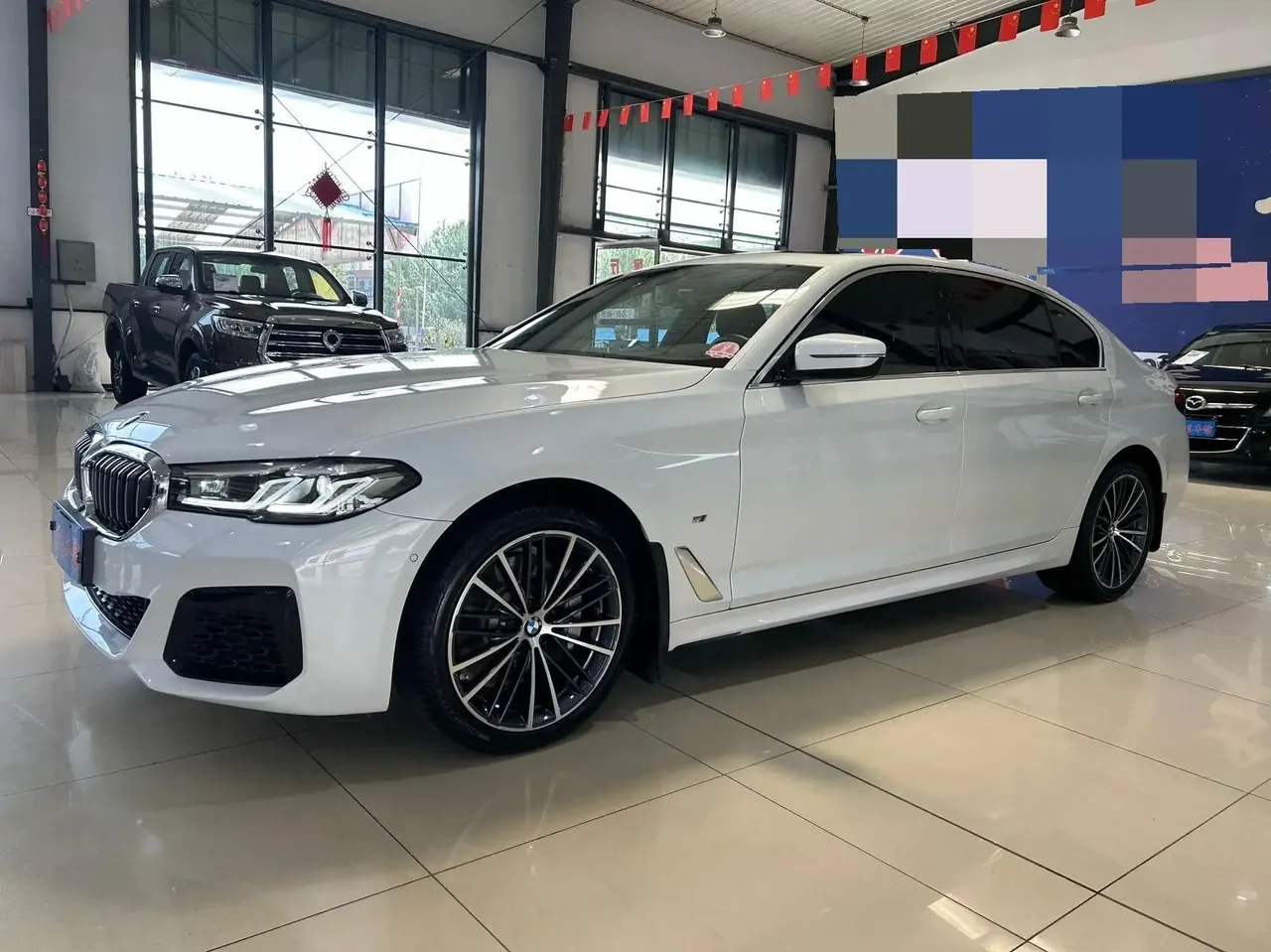 BMW 5 Series 2021 Modified 530Li xDrive M Sports Suit - View 1