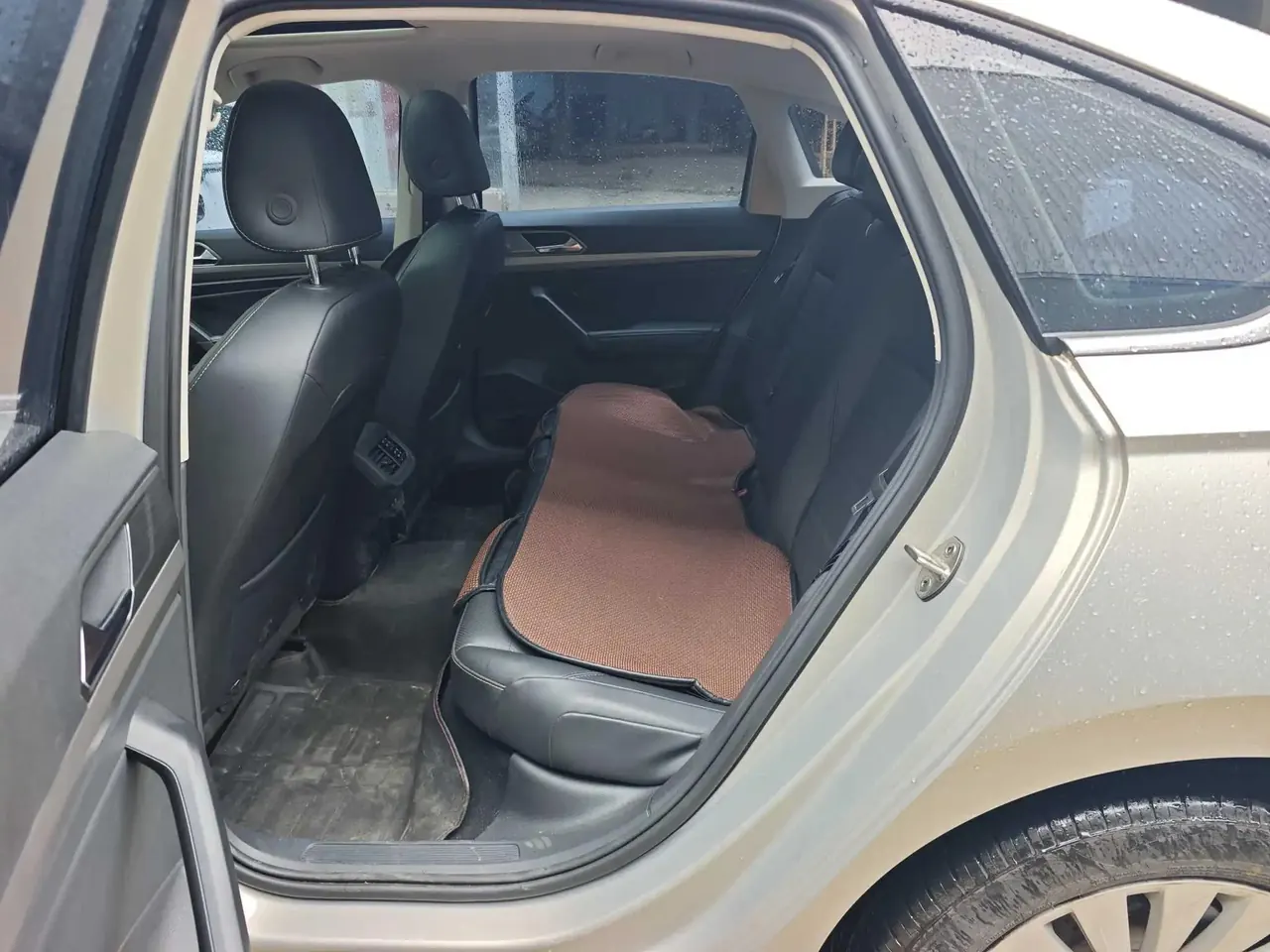 Langyi 2021 1.5L Auto Comfort Edition 10