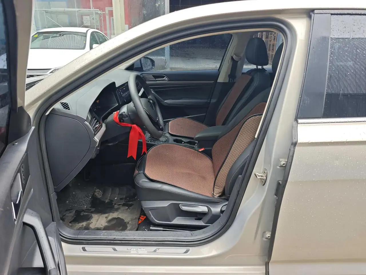Langyi 2021 1.5L Auto Comfort Edition 8