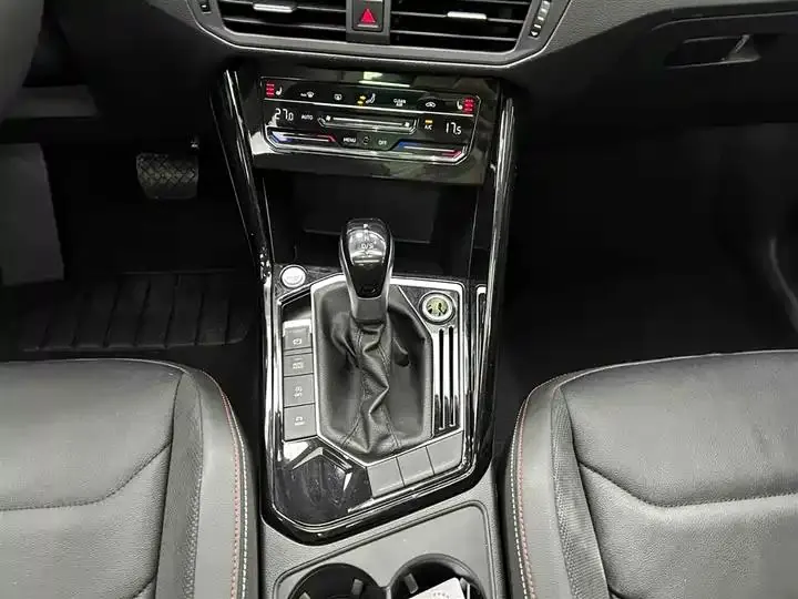 Tangyue 2022 280TSI Front-Wheel-Drive Luxury Smart Connectivity Edition 5