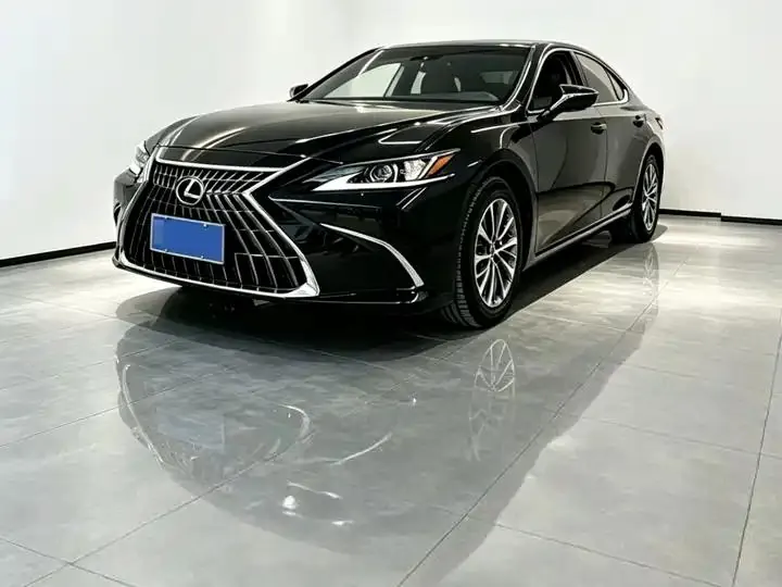 Lexus ES 2023 model 200 Premium Edition - View 1