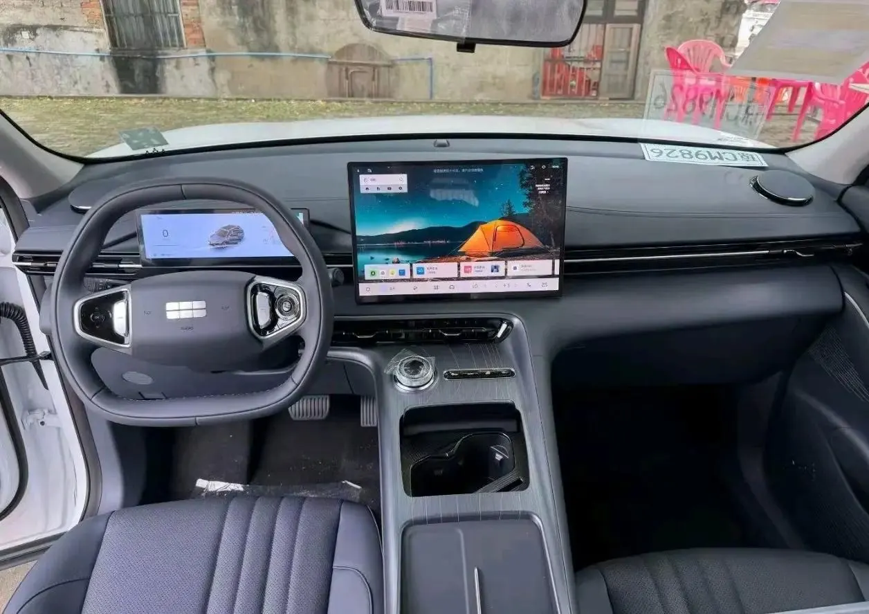 Geely Galaxy 2026 Model E5 530km Launch Edition Automatic 9