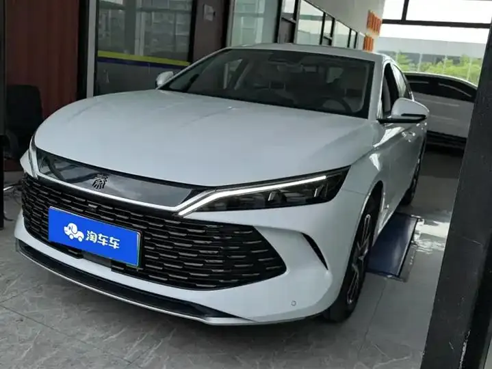 Открыть галерею: Qin L 2024 DM-i 120KM Exceed
