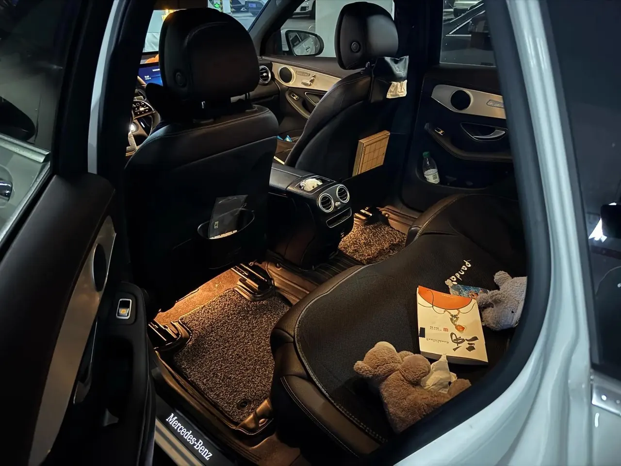 Mercedes Benz GLC 2022 changed to three GLC 260 L 4MATIC dynamic 4