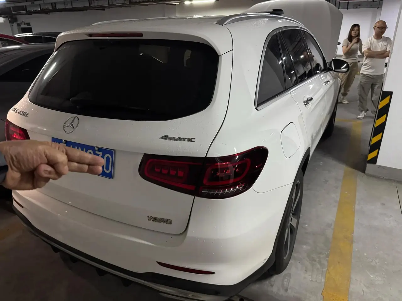 Mercedes Benz GLC 2022 changed to three GLC 260 L 4MATIC dynamic 6