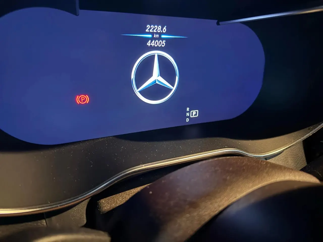 Mercedes Benz GLC 2022 changed to three GLC 260 L 4MATIC dynamic 7