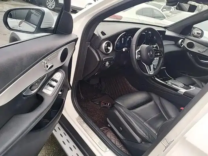Mercedes Benz GLC 2020 Modified GLC 260 L 4MATIC Dynamic 16