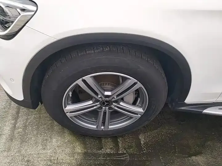 Mercedes Benz GLC 2020 Modified GLC 260 L 4MATIC Dynamic 23