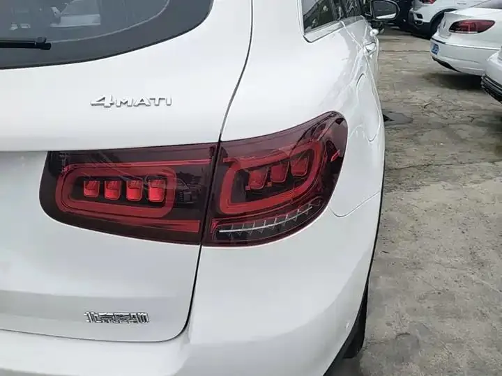 Mercedes Benz GLC 2020 Modified GLC 260 L 4MATIC Dynamic 8