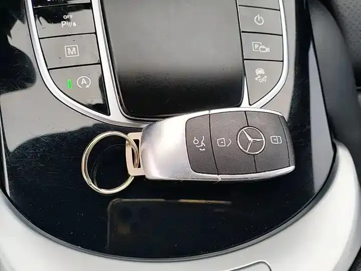 Mercedes Benz GLC 2020 Modified GLC 260 L 4MATIC Dynamic 9