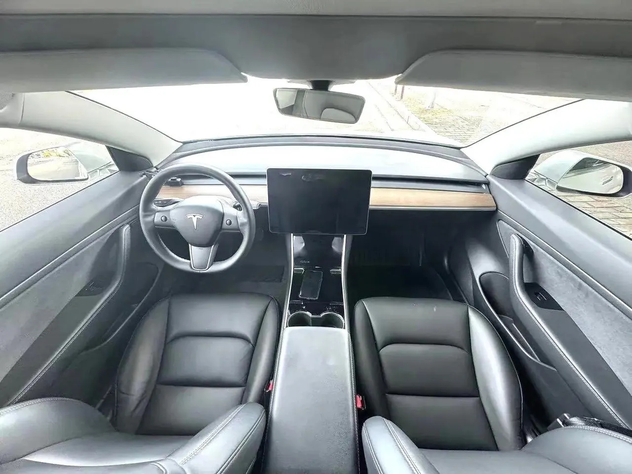 2020 Model 3 Refreshed Standard Range Rear-Wheel Drive Upgrade Version 7
