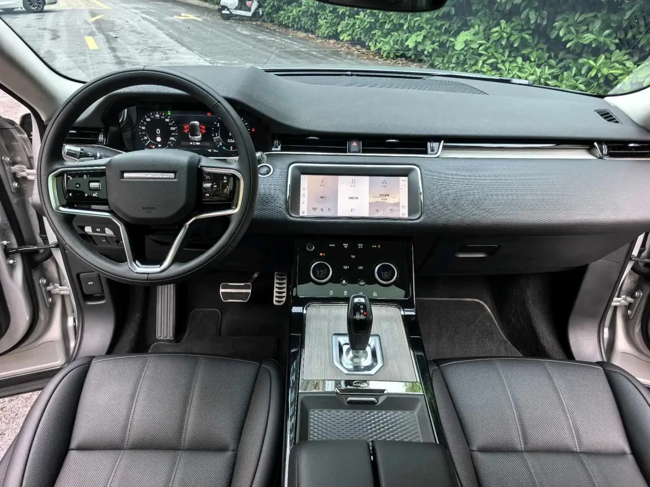 Range Rover Evoque 2020, 249 hp R-DYNAMIC S, Obsidian Black Sport Technology Edition 5