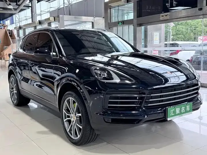 Cayenne New Energy 2022 Cayenne E-Hybrid 2.0T Platinum Edition 3