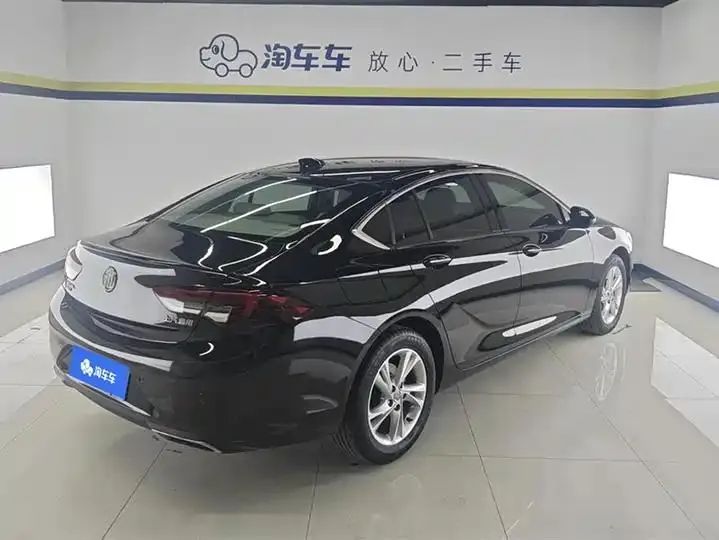 Regal 2021 552T Elite 3