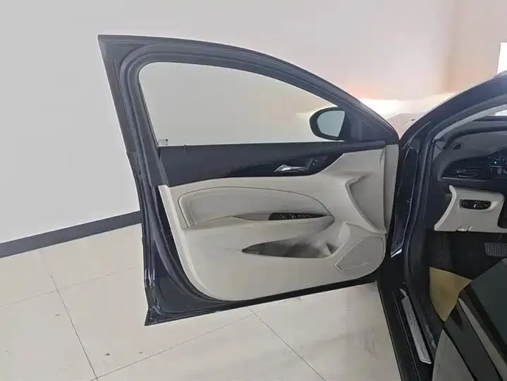 Regal 2021 552T Elite 7