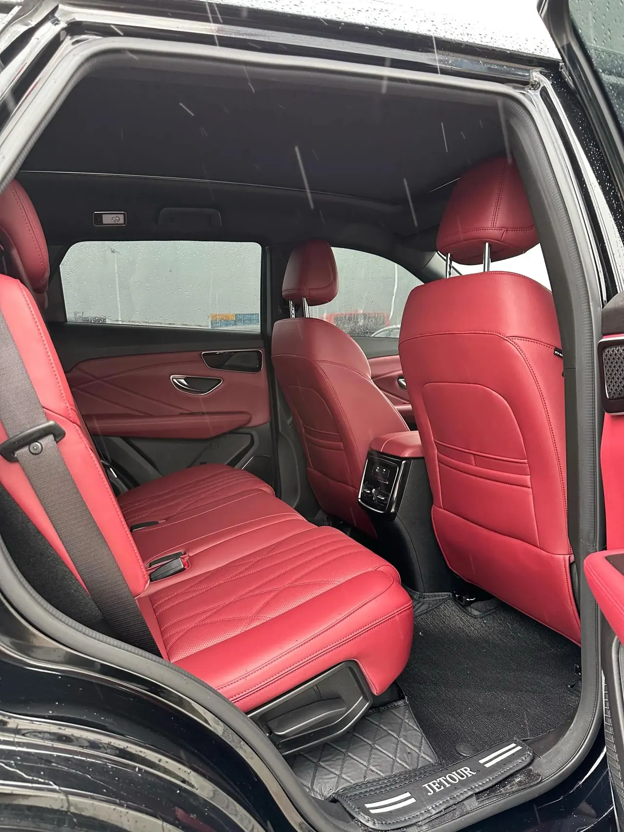 Jetour 2025 X70 PLUS 1.5T Elite Edition 5-seat Automatic Gear 5