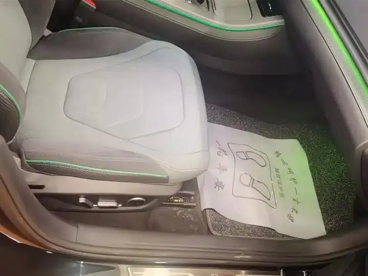 Han 2022 EV 610KM Four-wheel Drive Qianshan Cui Limited Edition 8