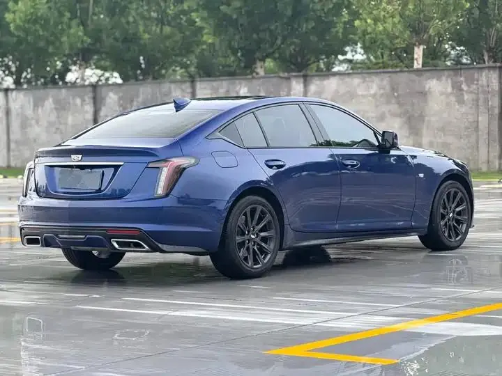 Cadillac CT5 2023 28T Honorable Model 4