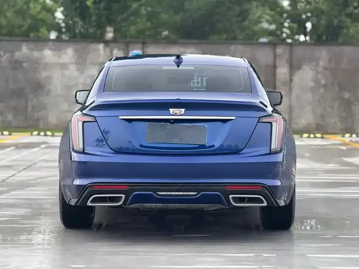 Cadillac CT5 2023 28T Honorable Model 5