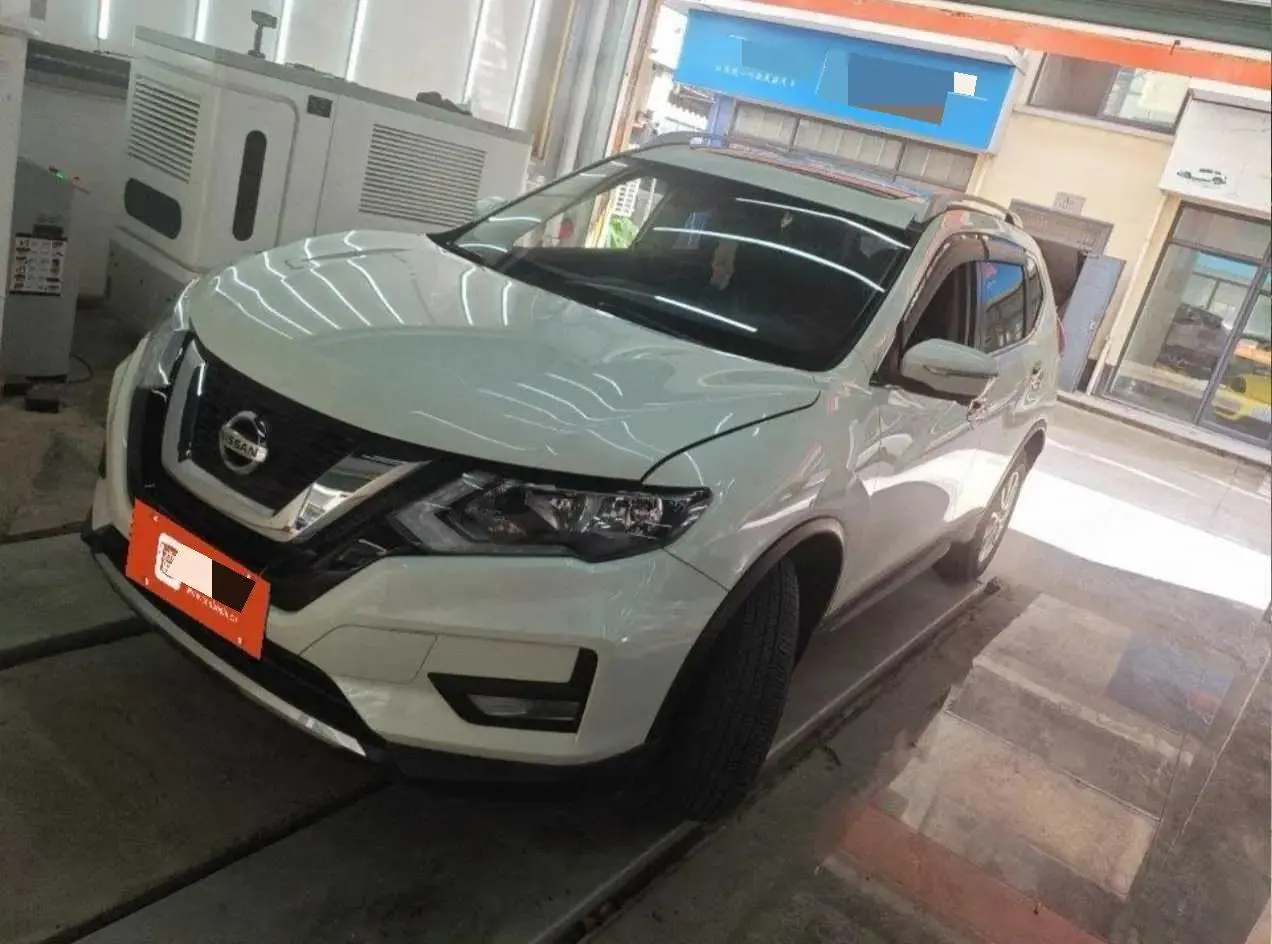 Открыть галерею: Qijun Glory 2022 2.0L Two-Drive Smart Alliance Comfortable Edition
