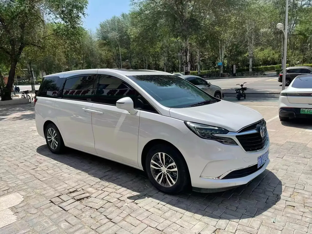 Buick GL8 2022 ES Land Noble 653T Comfort Model 3