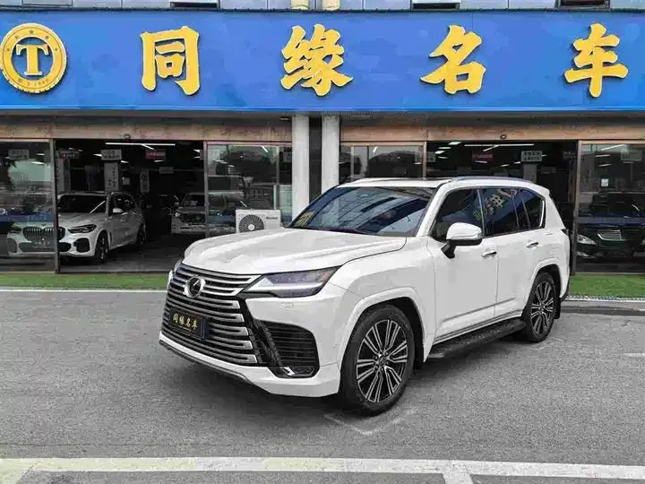 Lexus LX 2025 700h Boundary Edition - View 1