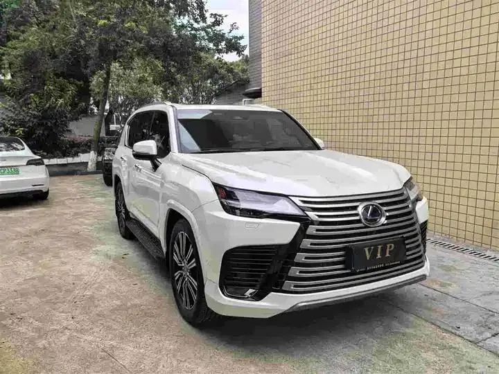 Lexus LX 2025 700h Boundary Edition 3