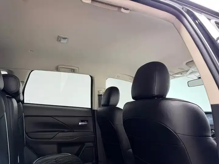 Outlander 2021 2.0L Two-Drive Smooth Edition 5 26