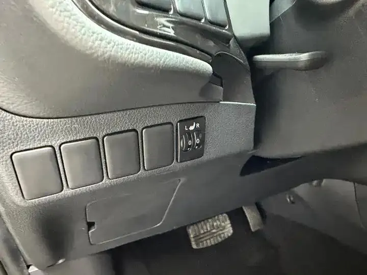 Outlander 2021 2.0L Two-Drive Smooth Edition 5 6